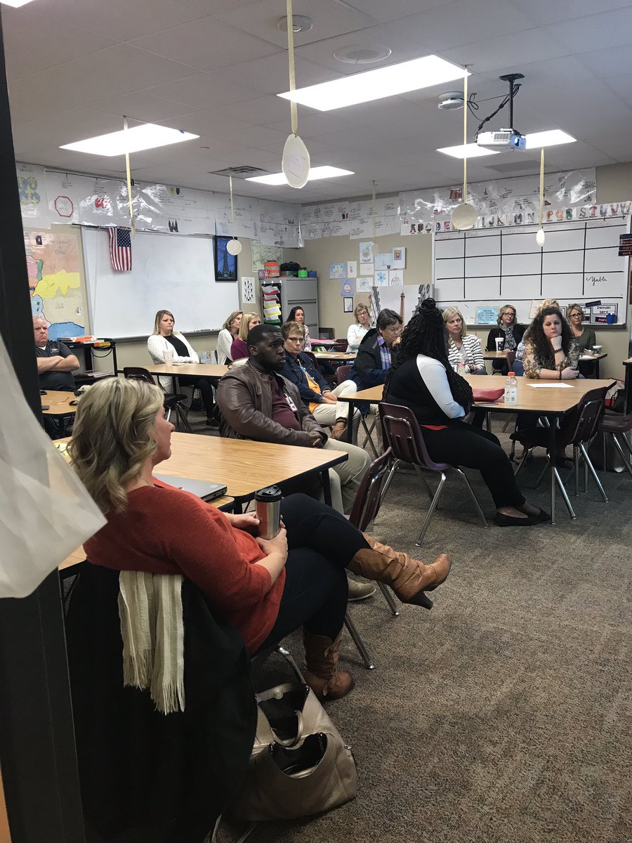 MrsModglin's tweet image. #teachowasso learning for Owasso students!