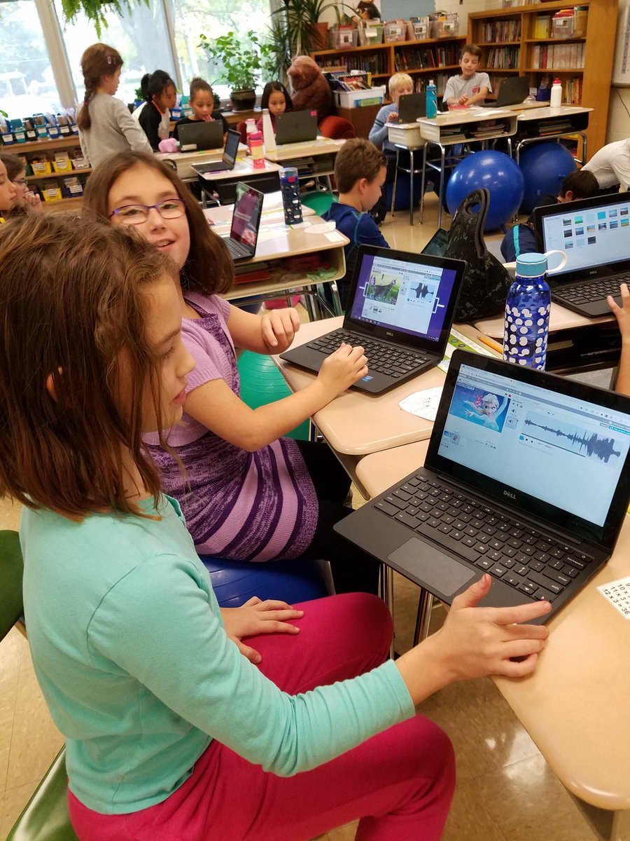 HeatherTechTST's tweet image. #EEE #casualcodingclub attacking a new challenge on Scratch! #creating change @NortheastES #icsdedtech #codingISalanguageskill