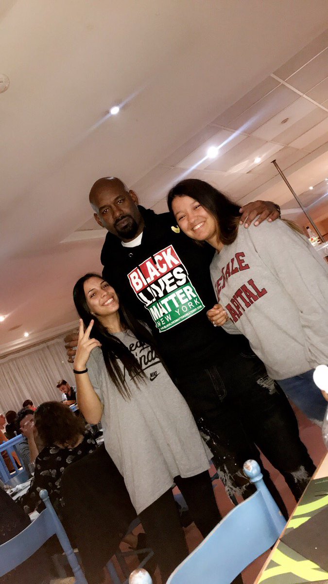 shannar27192878's tweet image. Événement à #UASOSRACISME18  avec l’équipe #Phoenix9Project 
Week-end inoubliable avec des personnes inoubliables !!
Sans oublier @Blklivesmatter 
On vous aime fort !! ❤️✊🏼