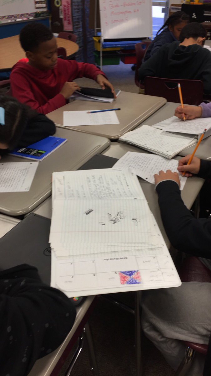 Zei_Sipley's tweet image. #flashdraft @SipleySchool @Woodridge68