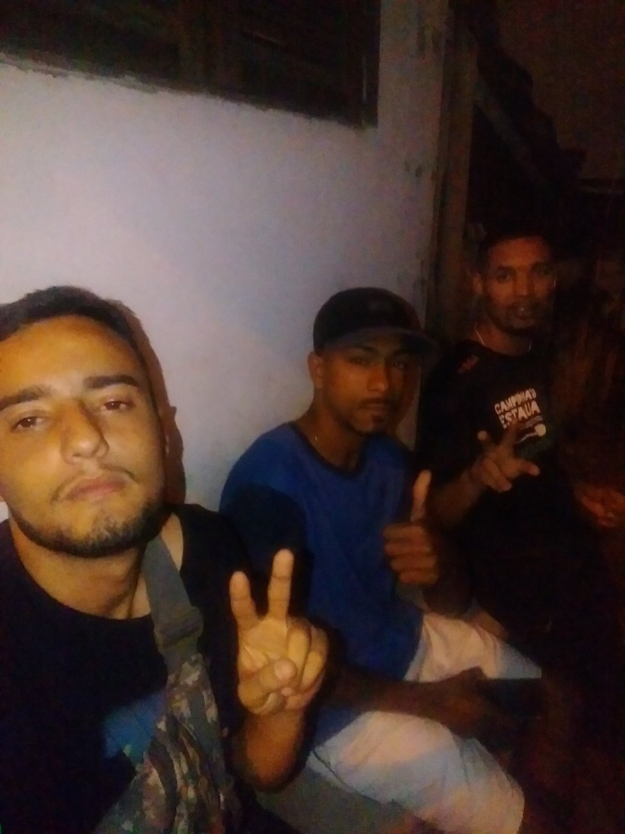 PedroG29097779's tweet photo. #mectref
#zona$ul
@gbfernandees https://t.co/i3Bgmcg4Gg