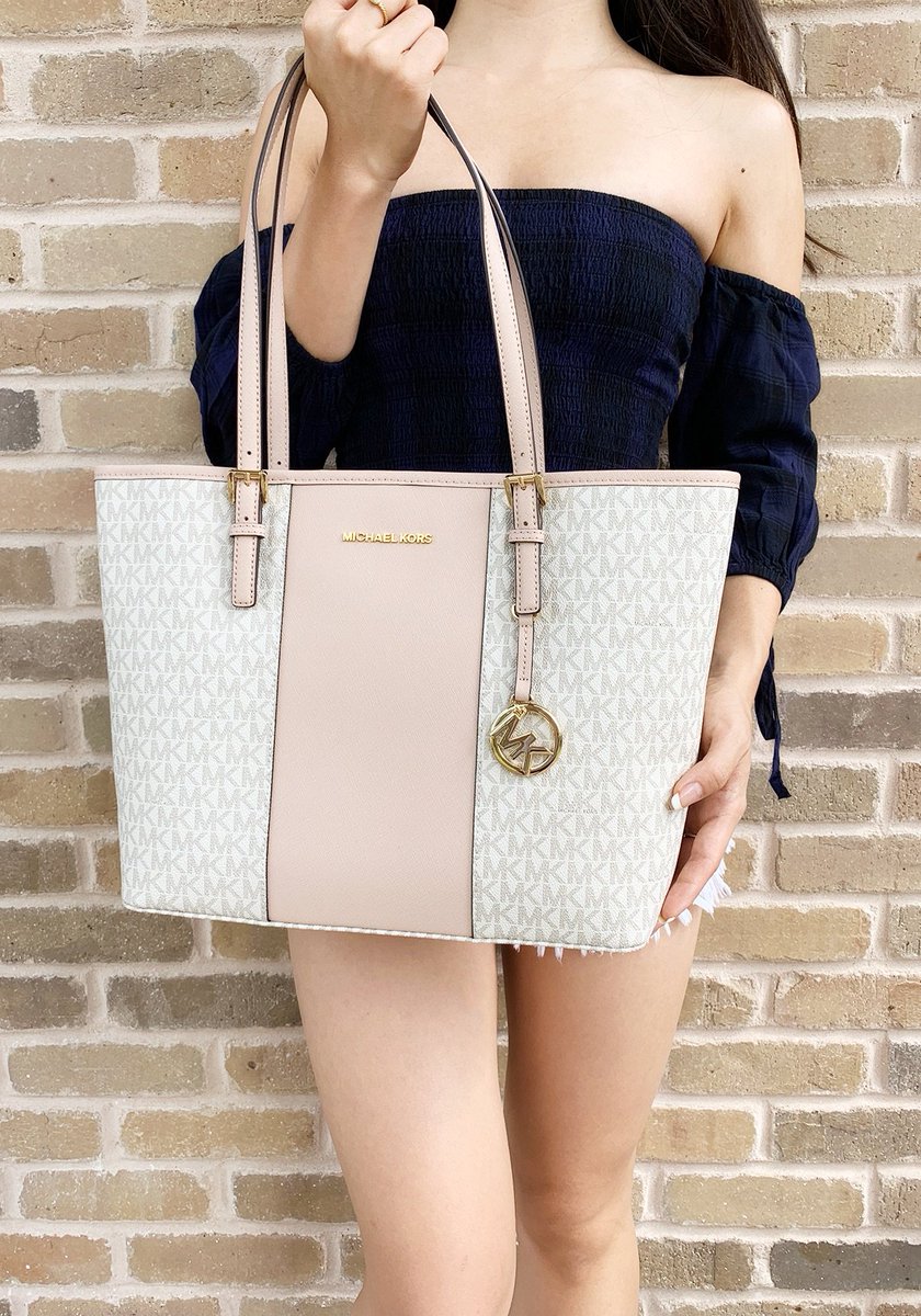 Gabysbags's tweet photo. Michael Kors Medium Carryall Tote Vanilla MK Signature Ballet Pink #MK #amazon #ebaybusiness #ebaystore #poshstyle #mercaricode #poshpackages #mercariseller #poshfind #ebayseller
$139.99
➤ https://t.co/d3SXDSWKoh https://t.co/iC2DFacMxN