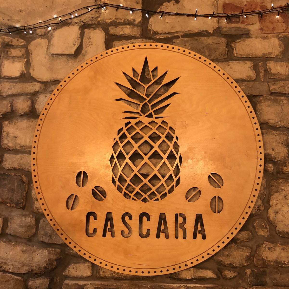 🎉 Lovely evening surrounded by lovely people at @cascarabath relaunch tonight 🎉

So excited for you @RoughMeasuresUK 🙌🏻🥂

I’ll be in for some homemade smoky beans on toast very soon 🍽😋
#GoodNewsTues