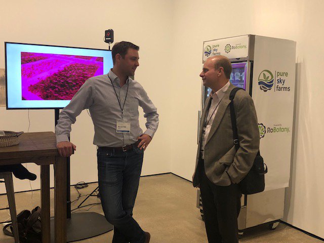 drivecapital's tweet photo. Time to play with robots! #devolsdance2018 #demos #robotics #midwest https://t.co/3SIE3o8wMq