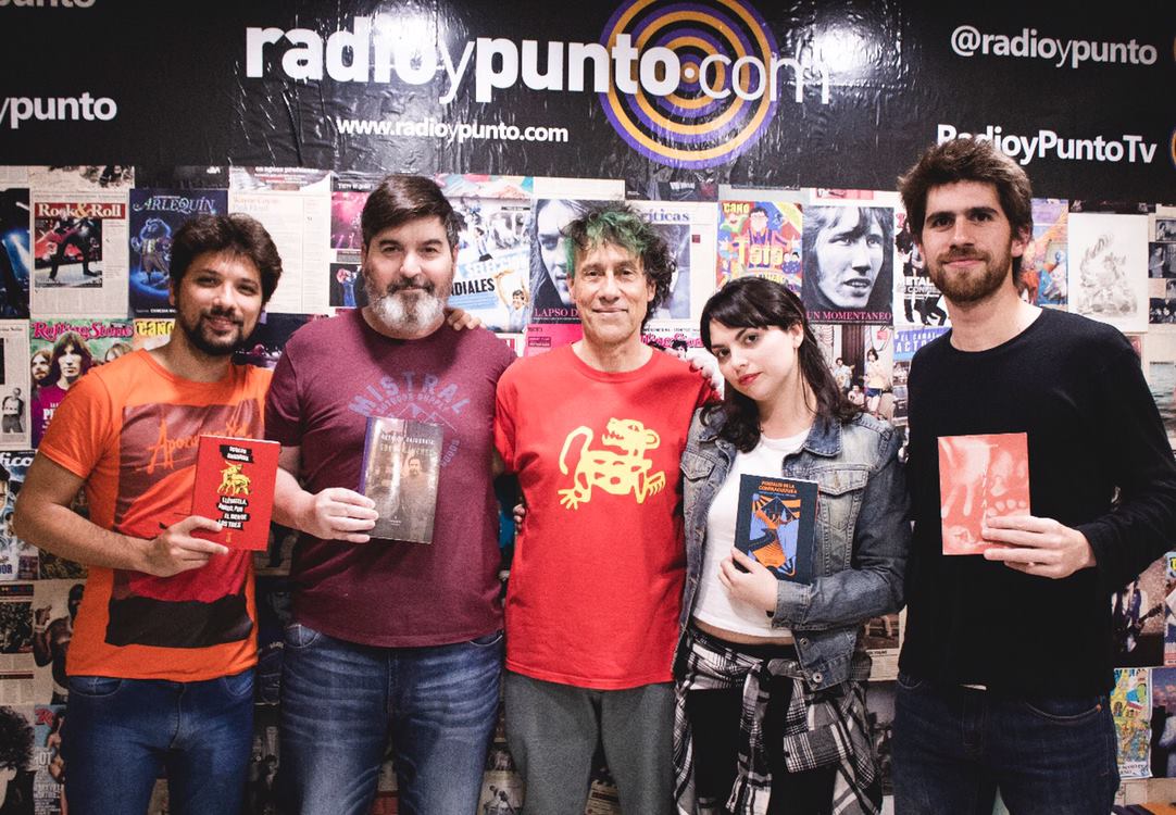 Kinshigasvilli's tweet photo. Osvaldo Baigorria en @Maldormidos.  Hablamos sobre Néstor Sánchez, el amor, la experiencia de fuga y los fracasos. Gracias a Claudio Sánchez, hijo de Néstor, x la charla telefónica p/hablar sobre el legado de su padre, y a Hugo Savino x los mensajes. 🎧>  https://t.co/bMEsVdVll7 https://t.co/Sjh5IRliUP