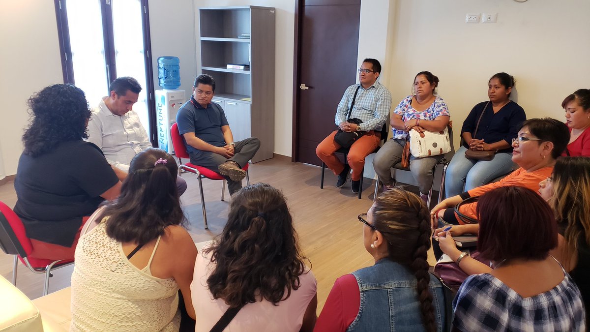 AntonioTeutliC's tweet photo. En reunión con padres de familia de #MisionesDeSanFrancisco, escuchando y trabajando de la mano a favor de la educación. #PrimeroElPueblo @vianeygarrome @Naysalvatori https://t.co/HTRRe3MJNE