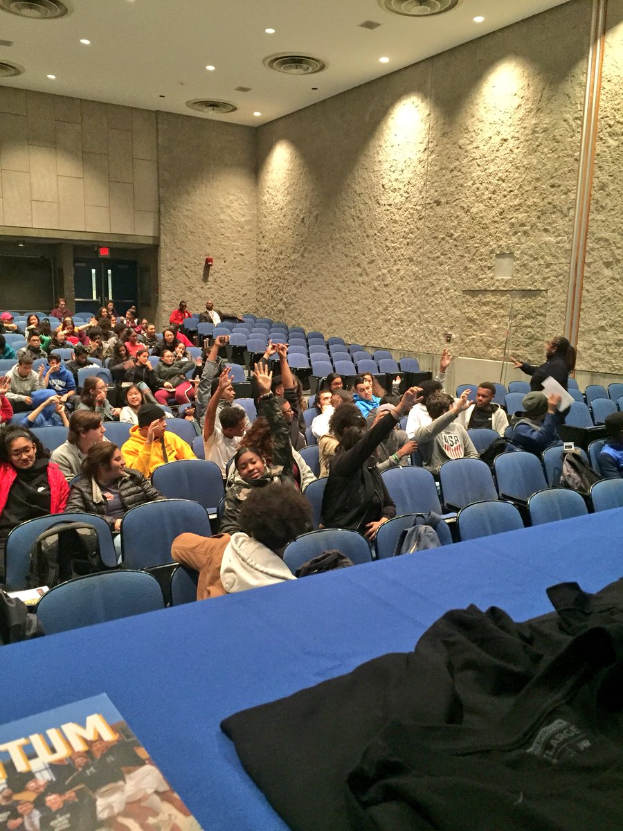gevgevs's tweet photo. “If you give 100% effort, the scoreboard takes care of itself.” Part of today’s message on being a triple impact competitor. Thanks for including me today at the OBryant School @PositiveCoachUS! #whatcanyoucontrol https://t.co/oua4trw1b8