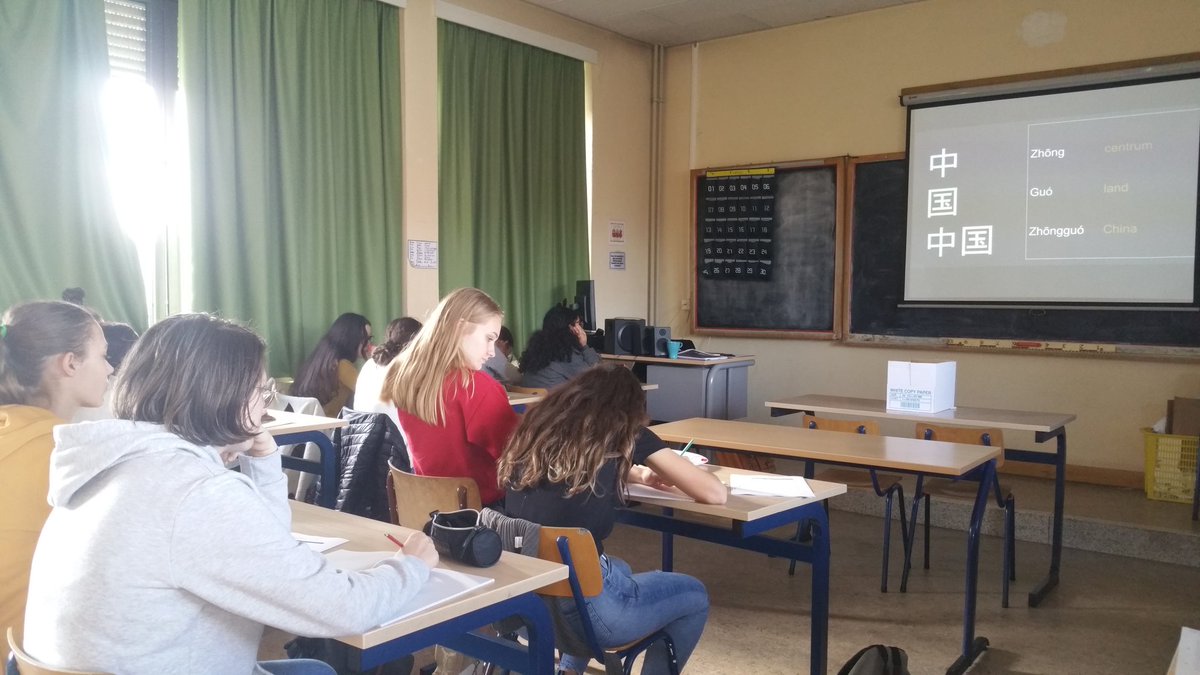 AtheneumMXM's tweet photo. De leerlingen in de MAXMODULE Chinees maken flinke vorderingen en schrijven en spreken
#MAXMETHODE #2egraadASO @GOinAntwerpen @GO_onderwijs https://t.co/07EciBJL9r