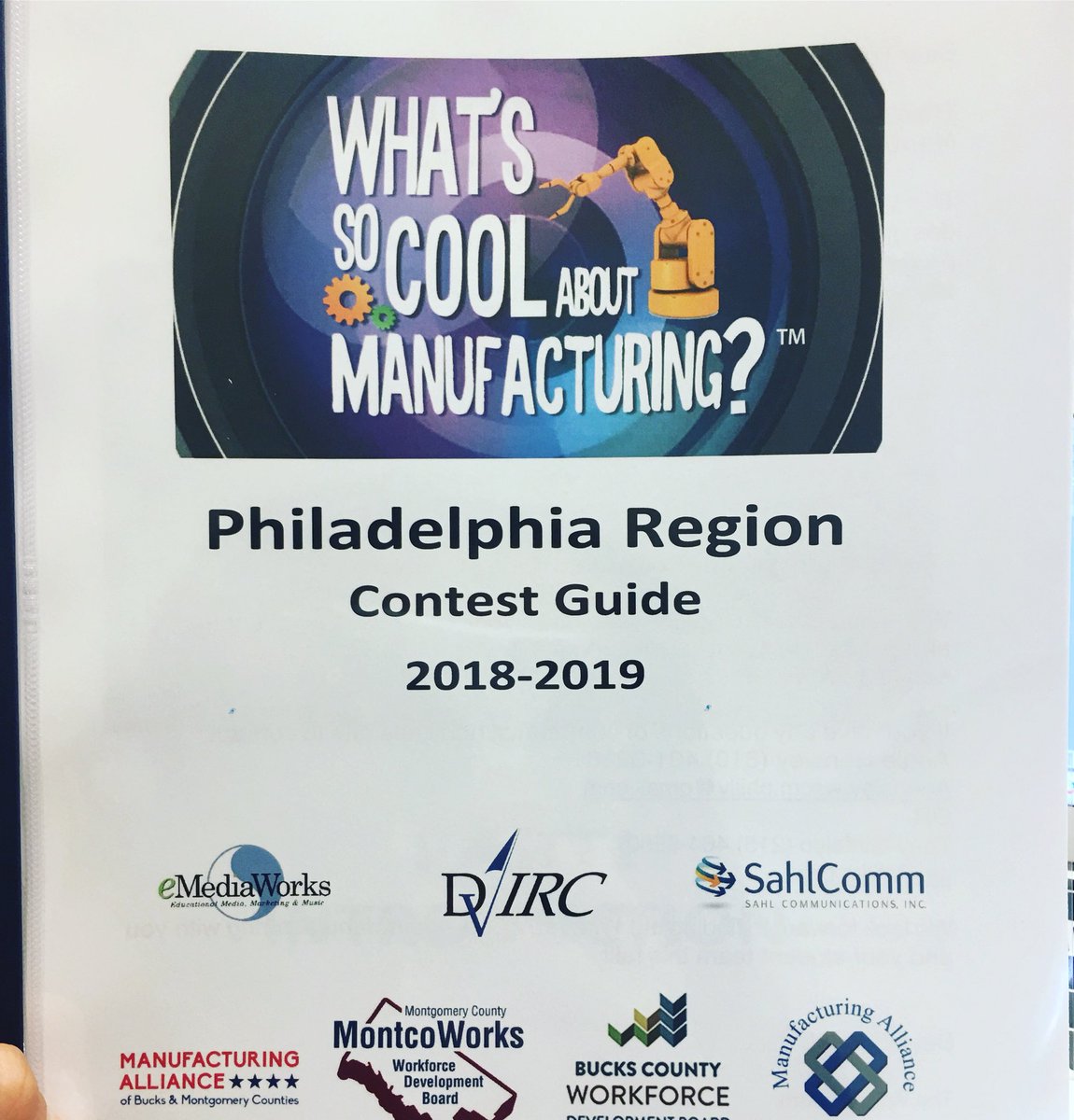 Preparing to create a student film crew for <a href="/WhatsSoCoolPA/">What's So Cool</a> at FDR MS-our Ss will be so excited! #Manufacturing #btsdtigers <a href="/KevinBolesFDR/">Kevin Boles</a> <a href="/mgehrens/">Melanie Gehrens</a> <a href="/momenewsh/">Cathy Newsham</a> #STEM