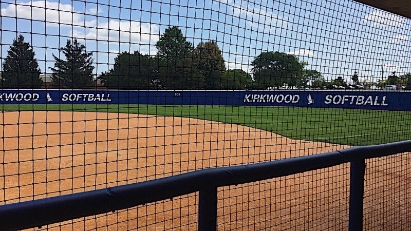 haley_jarrett2's tweet photo. Very excited to announce that I will be continuing my education and softball career at Kirkwood! I’d like to thank my coaches, teammates, and family for helping me reach this point. Go Eagles! 🦅 https://t.co/46n0uvhmpN