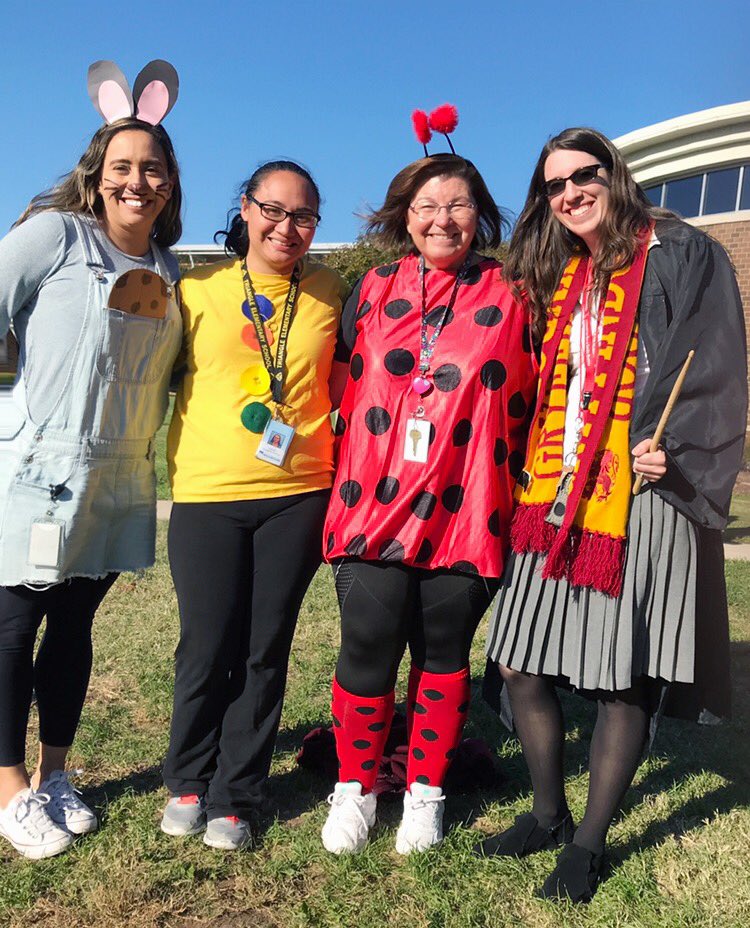 Dress up as your favorite book character kind of day! #ifyougiveamouseacookie #petethecat #ladybuggirl #HarryPotter #TriangleTigers #bookfairnight