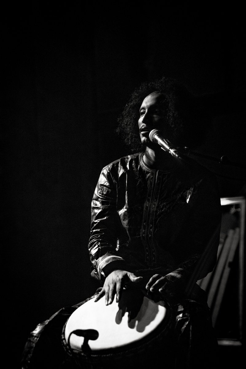 midnightcapt's tweet image. 26th concert of 2018, october 19th @dekreun w/ @wildewesten  Brussels @JauneToujours et le groupe malien @Tamikrest bringing the heat of the sahara to Kortrijk. Pics by kaylacombe.com