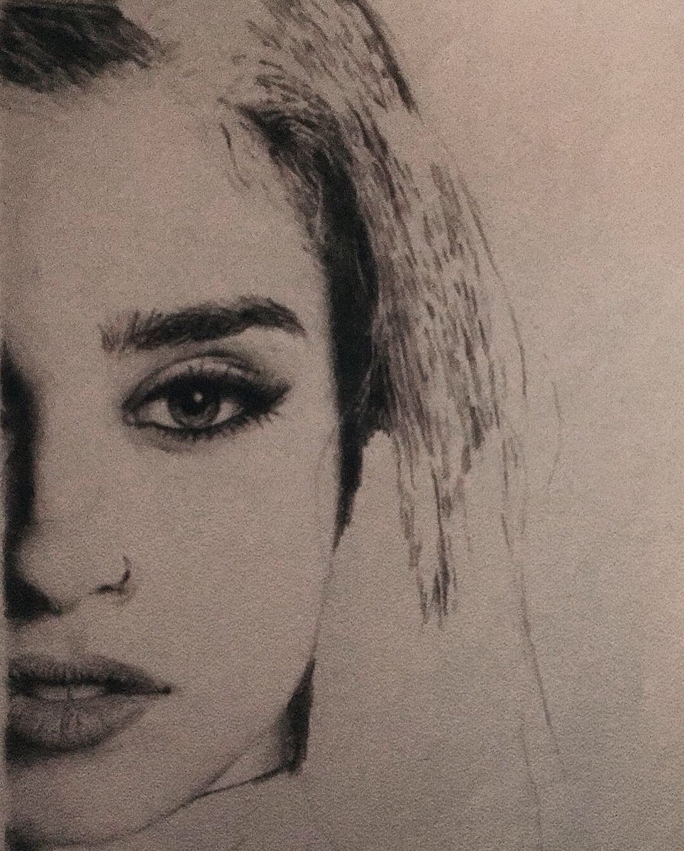 eg_fanart77x's tweet photo. @LaurenJauregui I can’t believe it’s 2 hours till expectations :) it’s crazy and I can’t wait for everythig else to come in your career ☺️✨ 
——
@themikeinator @ClaramJauregui #LaurenJauregui #ExpectationsIsComing #lmj1 #LaurenIsComing #fanart #drawings https://t.co/GLZBRuVpZz