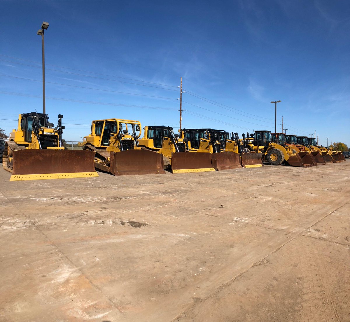 FoleyEquipment's tweet photo. Tomorrow is the 1 day only Used Resale Center Event! Join us from 11 am - 2 pm for Red Tag Pricing on select used machines... up to 25% off!! @CatFinancial offering 4.9% for 48 mo.financing for qualified credit.
Details & RSVP: https://t.co/cCLSMqIUB2
#UsedEquipment #CatUsed https://t.co/VVGSYgYl0E