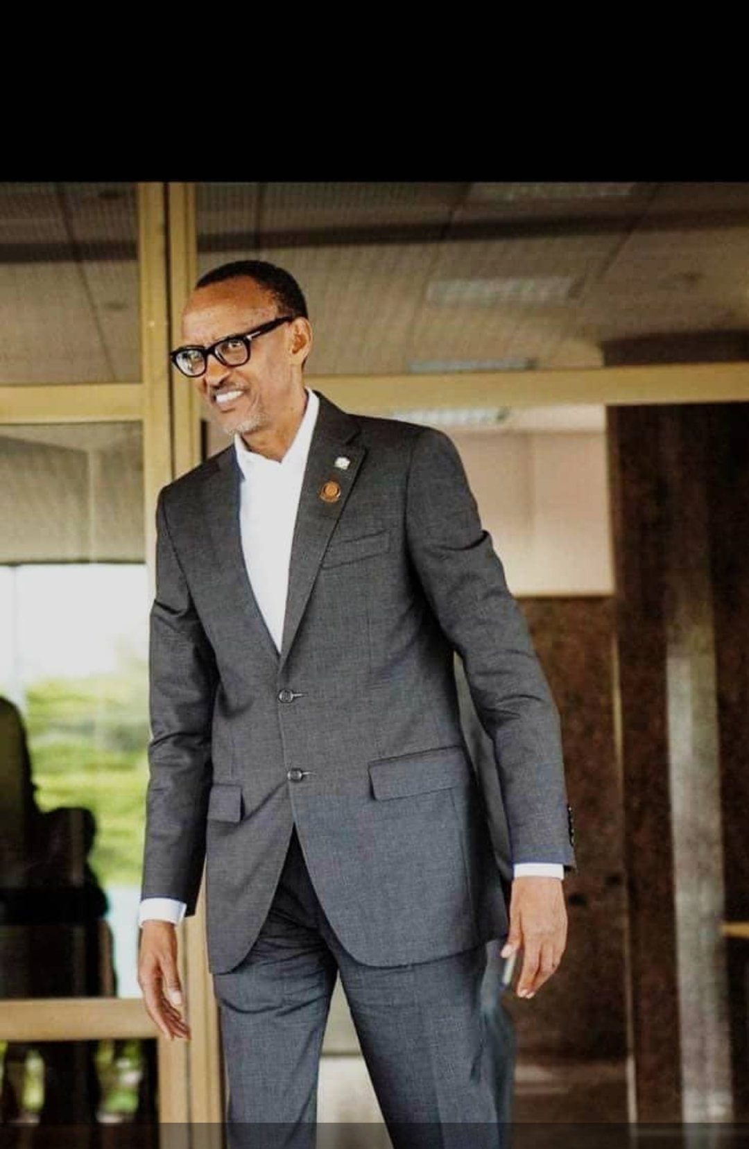 Happy birthday your Excellency Paul Kagame who means alot to Rwandans. 