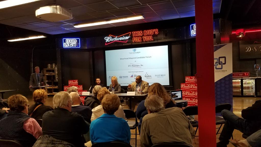 Great venue for the Moorhead Mayoral Forum. Thank you <a href="/DSBEVERAGES/">D-S Beverages Inc.</a> for hosting.  Thank you candidates @brifkinewzad <a href="/brenda4moorhead/">Brenda Elmer</a> Johnathan Judd and our moderator Mark Western. Election is two weeks away. Get out and vote! #fmwfchamber #fmwfadvocacy