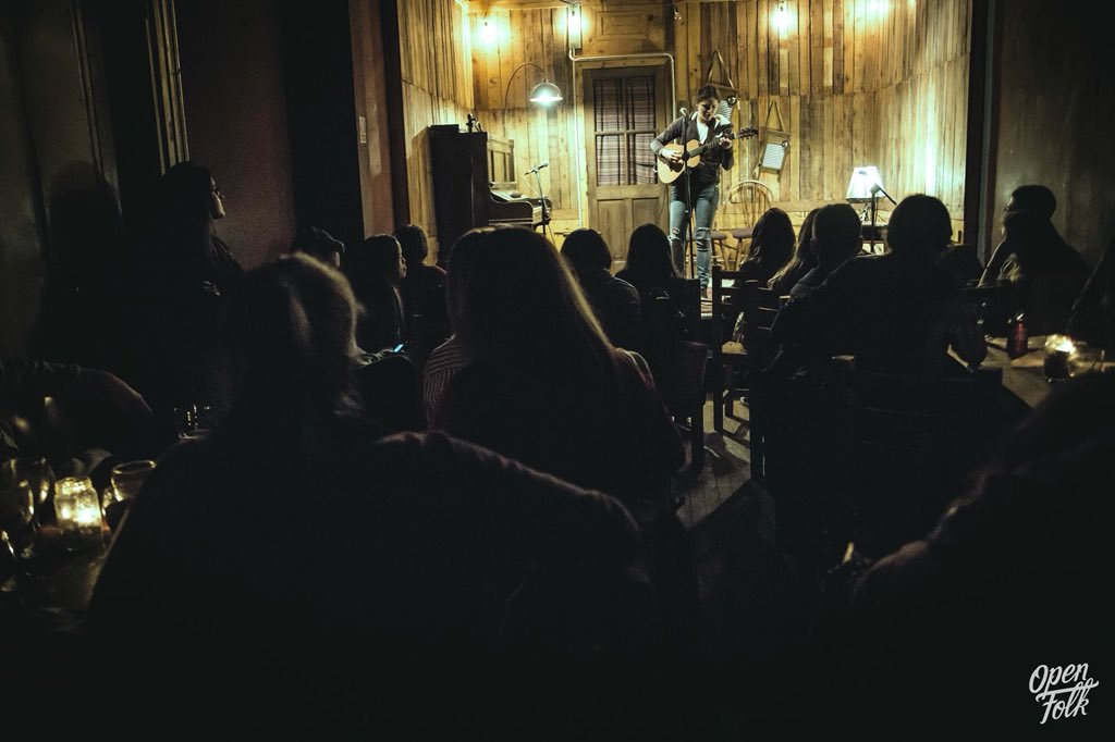 Hoy es #martes de <a href="/Open_Folk/">Open Folk</a>! Apertura de lujo. Desde las 20.30 hs. ENTRADA GRATIS!