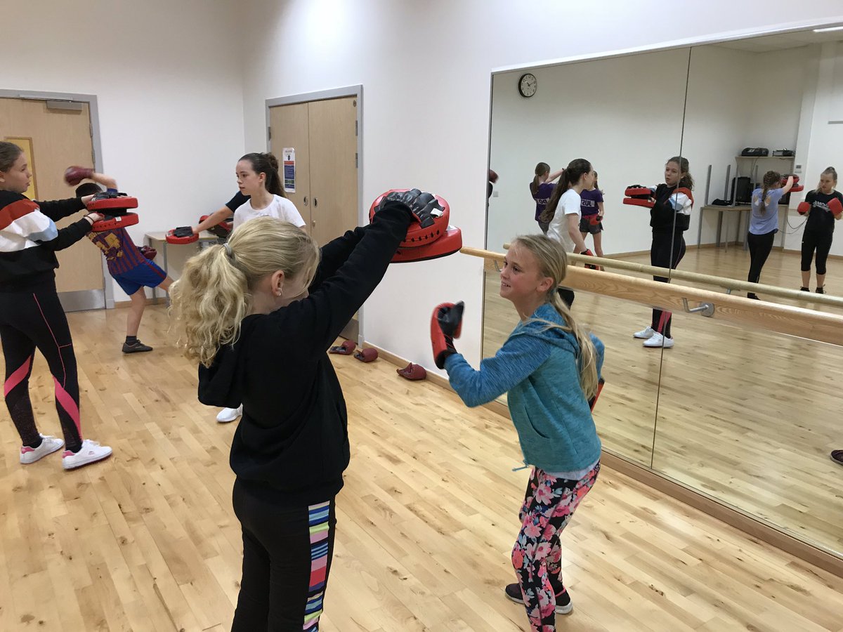 Elgin Academy PE tweet media