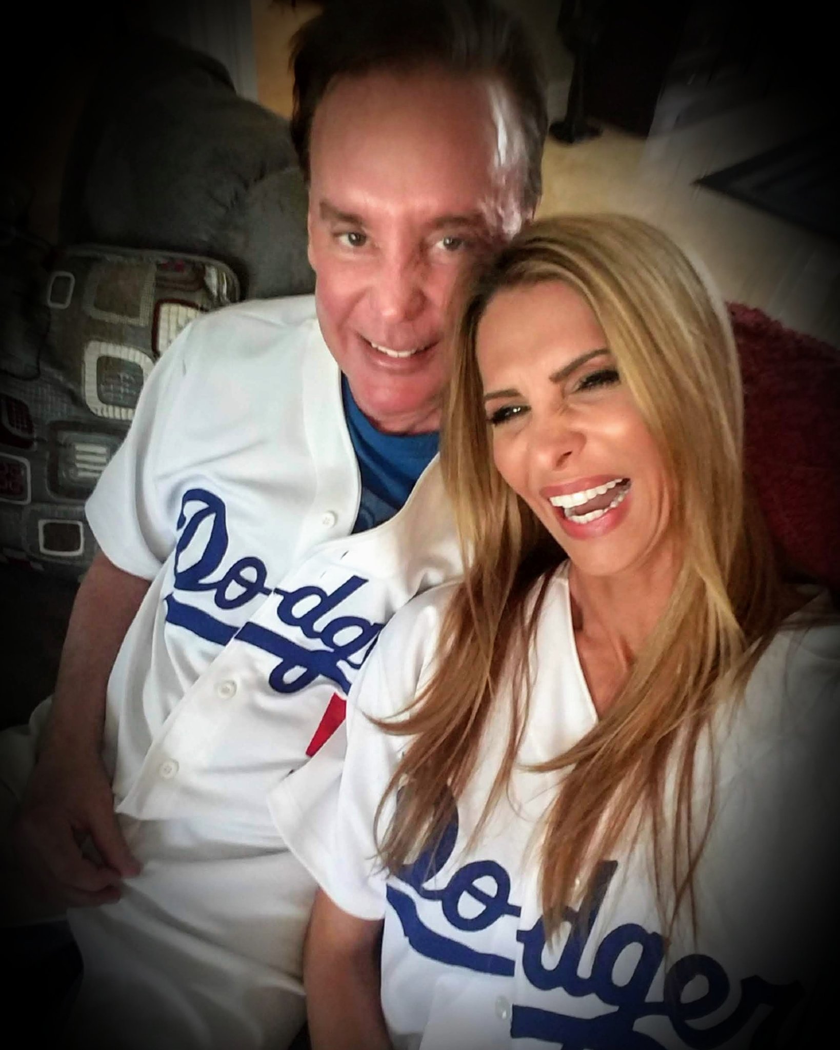 mark-kriski-on-twitter-let-s-go-dodgers-worldseries-jennifergould-https-t-co-g8syduqn4v-twitter
