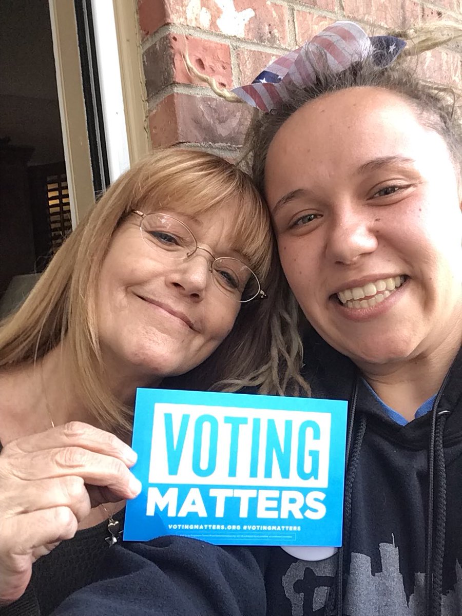 dinaresists's tweet photo. Had a lovely time talking to Elena in #co06 who I caught on her way to drop off her ballot! Elena is excited for Democrats to #TakeBackTheHouse this #nov06 and for @JasonCrowCO6 to win! #VotingMatters #copolitics #BeAVoter #bluewave https://t.co/AERGan5m4Y