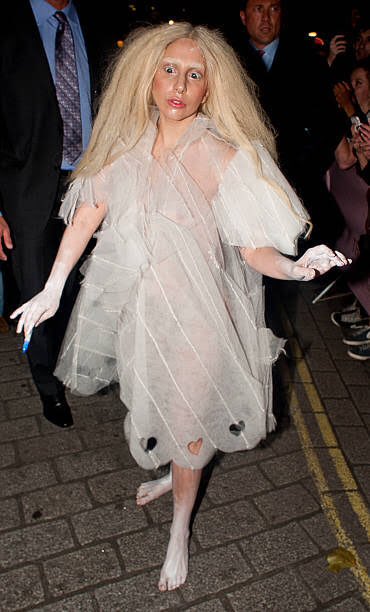 lady gaga ugly dress 100 Lady Gaga Ugly Costumes: ideas