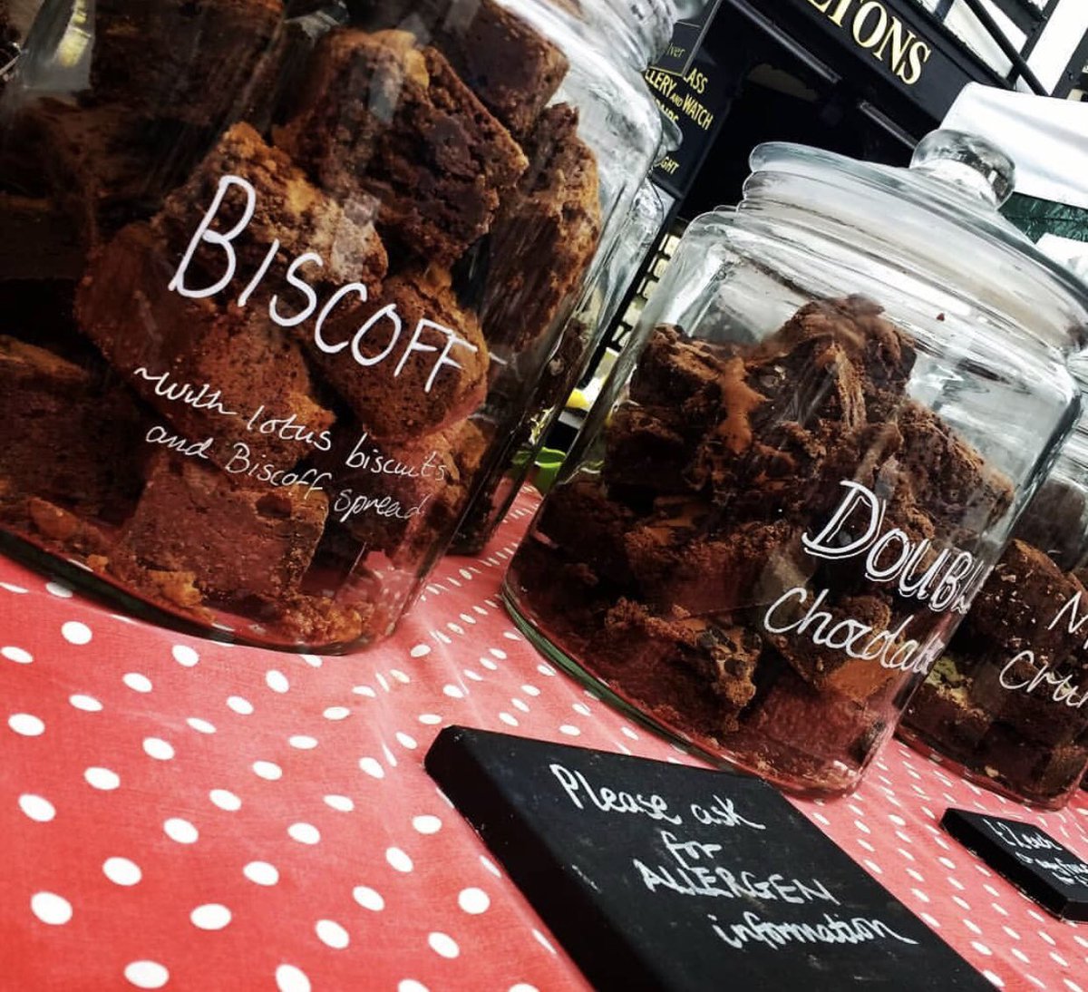 The Friday Chomp tweet media