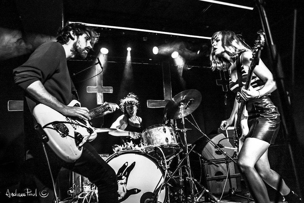 andraspaulcom's tweet photo. The Brighton based @Projectorsounds opening for @WeareSaintAgnes last Thursday @theborderline #projectorsounds #concertphotography #andraspaulcom listen: https://t.co/szCGoOW0lM https://t.co/we1pemFmvb