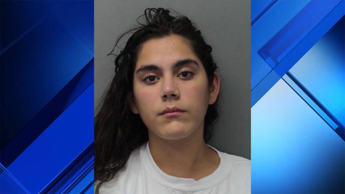 South Florida teen charged with second-degree murder in the death of her father. bit.ly/2PSCtQk?utm_so… https://t.co/q1zYSx2RmP