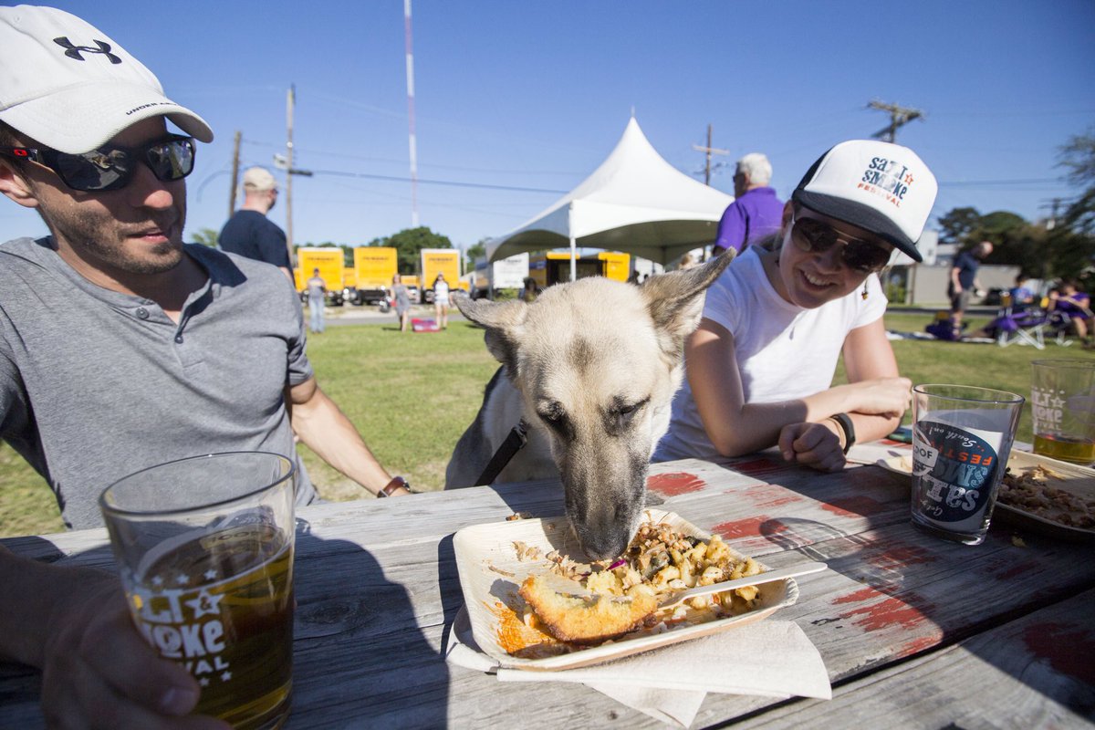 Have BFFs that really know how to eat? Supreme hangs, live music, oysters, whole hog BBQ, and magic tricks are all waiting for you next weekend 11/3. (Sorry, no dogs allowed at @rockquarryfarm) #GetYourSouthOn