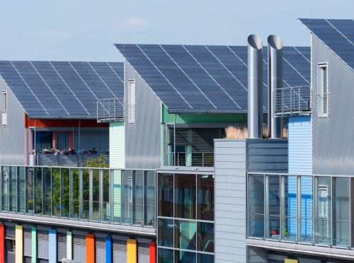 ohmpower_com_au's tweet photo. Solar Broke Records All Over Europe This Summer https://t.co/h2xP2MaQyR https://t.co/ceCCuDxB0n