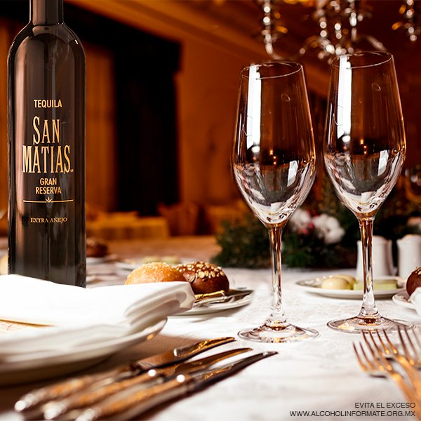 Elaborado con la esencia de Casa San Matías, San Matías Gran Reserva será tu compañero ideal en esas fechas especiales.