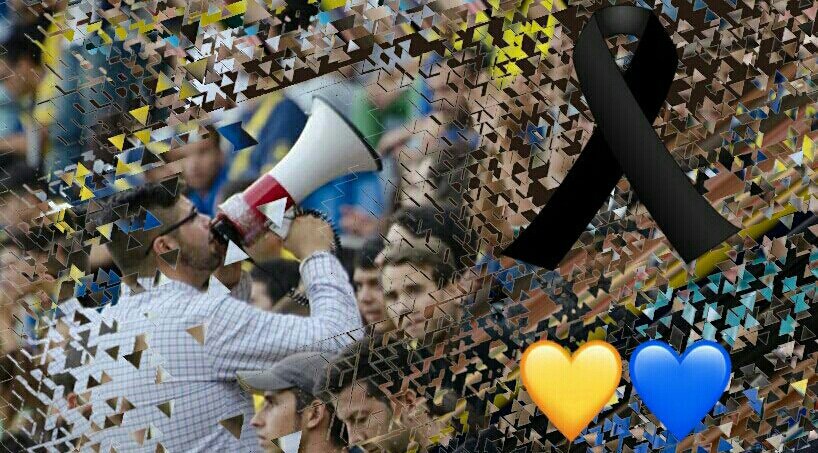 CanyerosCBrava's tweet image. Por una temporada (nuestra @UELlagostera descendió a #2aB) no pudimos encontrarnos con el @Cadiz_CF y su gran afición en #2aA. Hoy el maldito cáncer se llevó al gran @BAGUETTECCF😢 El alma mater de las @BA1982Oficial. Nos hubiera gustado conocerle. Mucho ánimo #FamíliaCadista💛💙