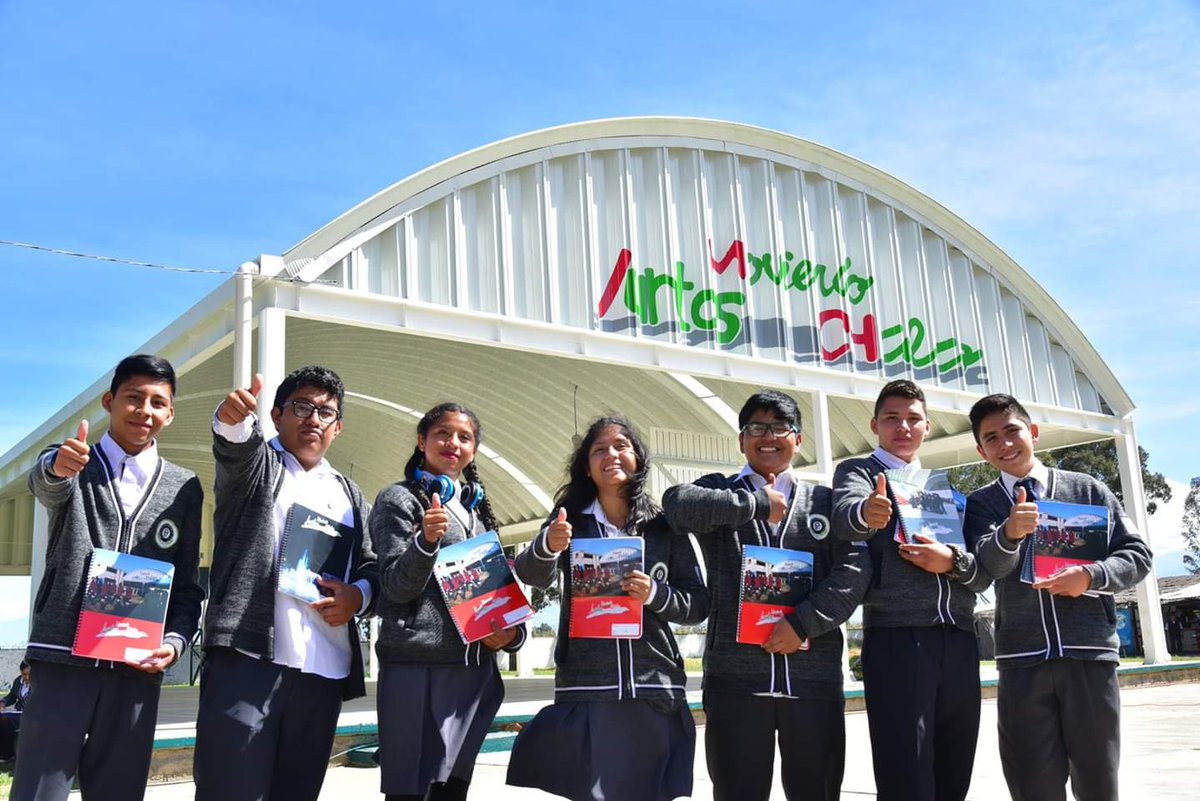 jmcarbajal's tweet photo. Hoy por la mañana hicimos entrega del arcotecho de la escuela secundaria Juan Aldama, el arcotecho del CBT No. 3, la rehabilitación del drenaje de la calle Hernán Cortés y la remodelación del Centro de Salud de Santa Catarina Ayotzingo. Acciones perduran generaciones. https://t.co/3hZka3FlKP