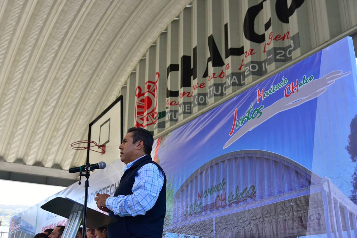 jmcarbajal's tweet photo. Hoy por la mañana hicimos entrega del arcotecho de la escuela secundaria Juan Aldama, el arcotecho del CBT No. 3, la rehabilitación del drenaje de la calle Hernán Cortés y la remodelación del Centro de Salud de Santa Catarina Ayotzingo. Acciones perduran generaciones. https://t.co/3hZka3FlKP