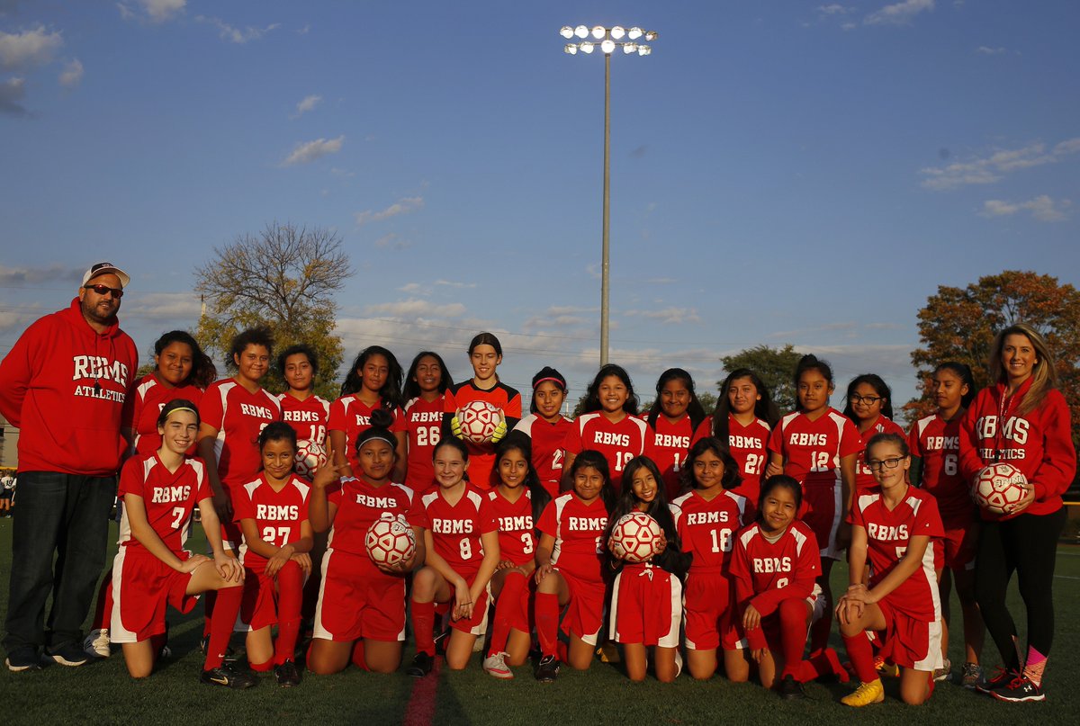 costamark2's tweet photo. Red Bank defeats HH, 1-0 (F) ⚽@rbmsROCKETS  Great win!  @piersonjt @nathanson_isaac @MTollaku @RedBankSup #RBBisBIA #RBMSAthletics @RBMSAVID @RedBankHRAC #ClassOf2019 @RBMSPE https://t.co/bbs8ijnkLw