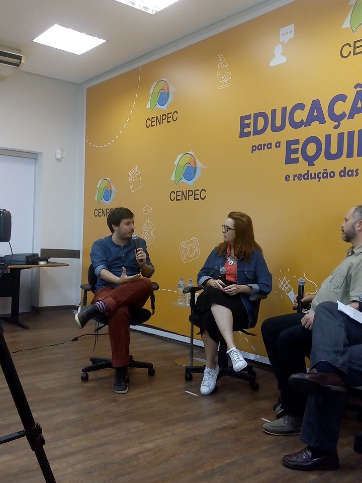 cenpec's tweet photo. "As pessoas são parte desse exército de 'repassadores' de conteúdo", diz Francisco Cruz. #DebateMeme #CulturaDigital https://t.co/8EjSvgvffb