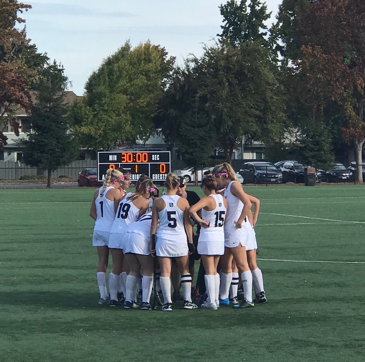 AMHSAthletics's tweet photo. Field Hockey hosting Los Gatos. Go Monarchs! https://t.co/66V1CFoJLz