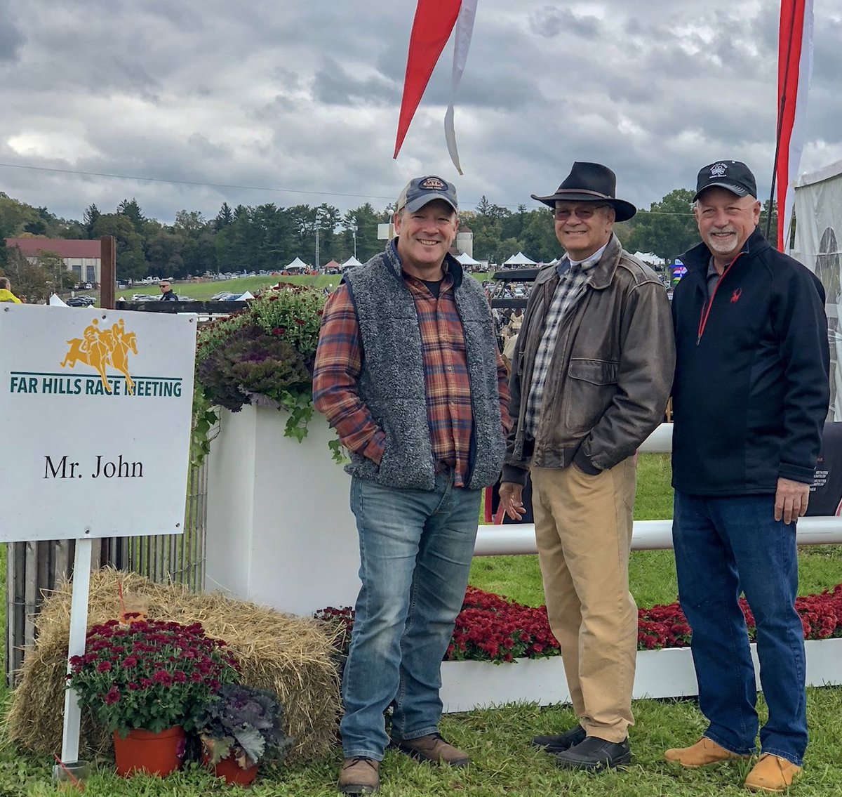 RussellReidCo's tweet photo. A shot of the #MrJohnRussellReid family at the #FarHillsHunt this past weekend. Lots of love for Gary, Mitch, and Dave! Thanks for all you do! https://t.co/ptFAcsyJnS