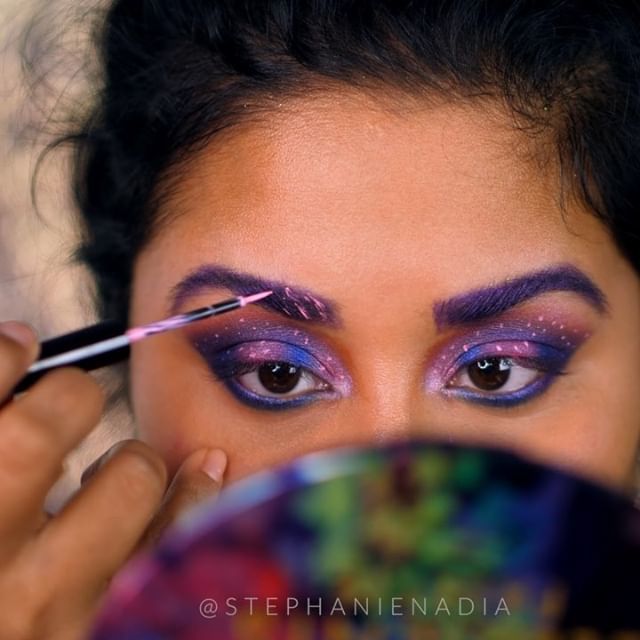 istephanienadia's tweet image. Here’s a mini #instatutorial for the mermaid look I created. The star product is used to create this look was the @urbandecaycosmetics elements palette. For the full tutorial and products used go to my YouTube channel. Link in bio.
—
🎥 YouTube.com/StephanieNadia Watch #Instavide…