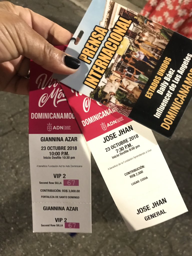 DailyCurlz's tweet photo. Dominicana Moda 🙌🏾 #modadominicana #SDesModa #santodomingo
#GoDomRep #medioshispanoseeuu https://t.co/ERBwqrVf2l
