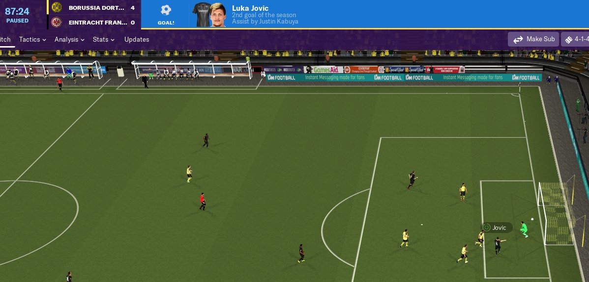 DoctorBenjy's tweet photo. Errrr, can we let the ball cross the line first. #GameBreakingBug #FM19 https://t.co/zV7X00Akaz