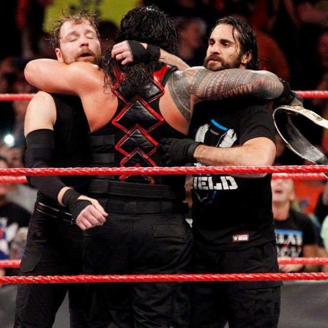 alongauloveme's tweet photo. Forse non lo conoscete o non sapete minimamente il suo nome
ma lui è Joe,o Roman Reigns nel ring
Ha vinto molti match,molti titoli
Ma questa volta ne deve vincere uno molto più importante,contro la Leucemia
avrò il profilo dedicato a lui per un periodo 💕💗💗  
#LetsGoRoman💪🏼 https://t.co/e0kNqH8JJr