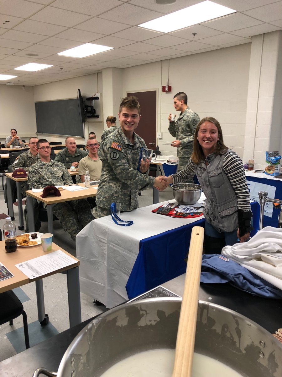 NUACS1's tweet photo. At Norwich University- Just raffled away some chemistry goodies! #ACSPIB https://t.co/fkKVNKhIsq
