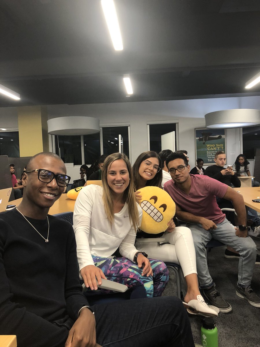 Ferregabriela1's tweet photo. @IT_WebSolutions @kathrynklaua_ @Nichola16260175 smileeeeeee!! let’a take a group pic :)
#WEAREFIU @FIUSMA https://t.co/vbXEpRnXrI