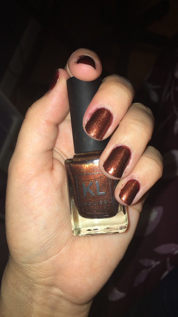 stargirlmel_'s tweet image. prince cornelious🤩🧡 #fallAF #klpolish @KathleenLights1 @KLPolish