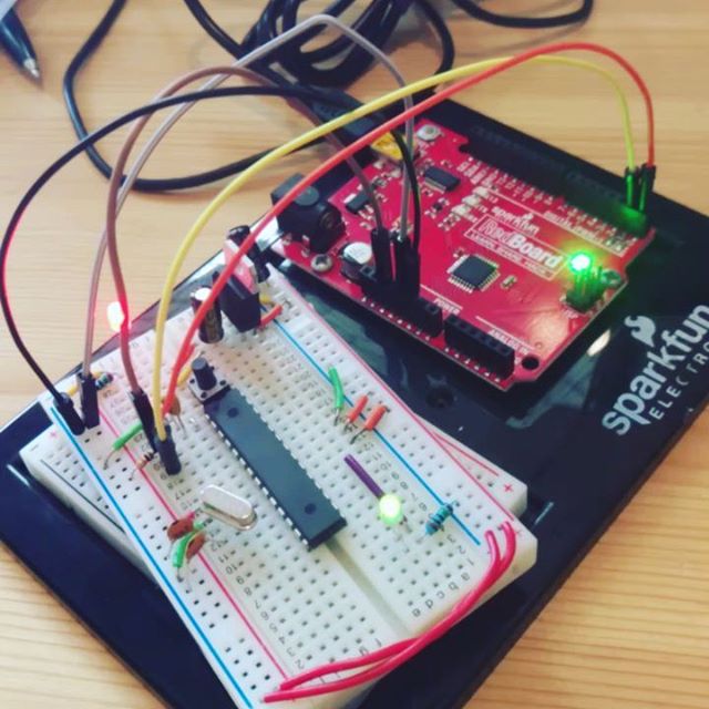 CT_DT's tweet photo. Found a use for a cactus #arduino board - programming minimal arduinos. Will need this to continue #EmotionalSheep . R1D56 :) #100daysofcode https://t.co/89cjv9QXlX