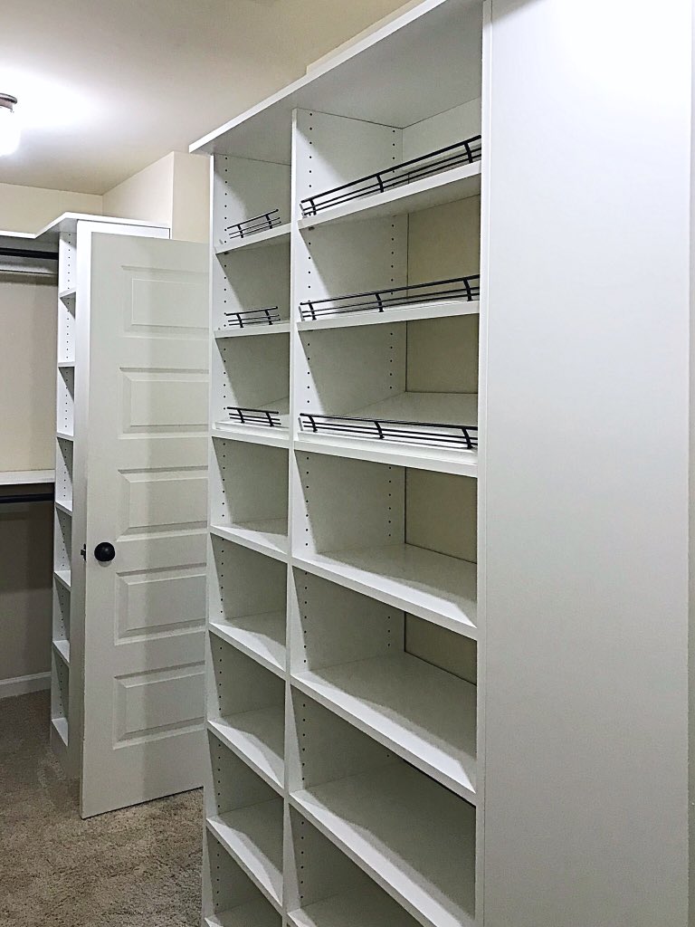 artsy57's tweet image. Tired of this???  Message me @artsy57 and I&apos;ll make the other happen.  #storagesolutionsforall  #nomoreclutter #relax #closetdesignatitsbest #everythinghasaplace