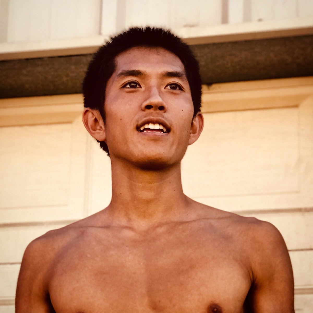 austindai1's tweet photo. #tinderpic courtesy of @emelie_cobian18 https://t.co/syoJBls2E3