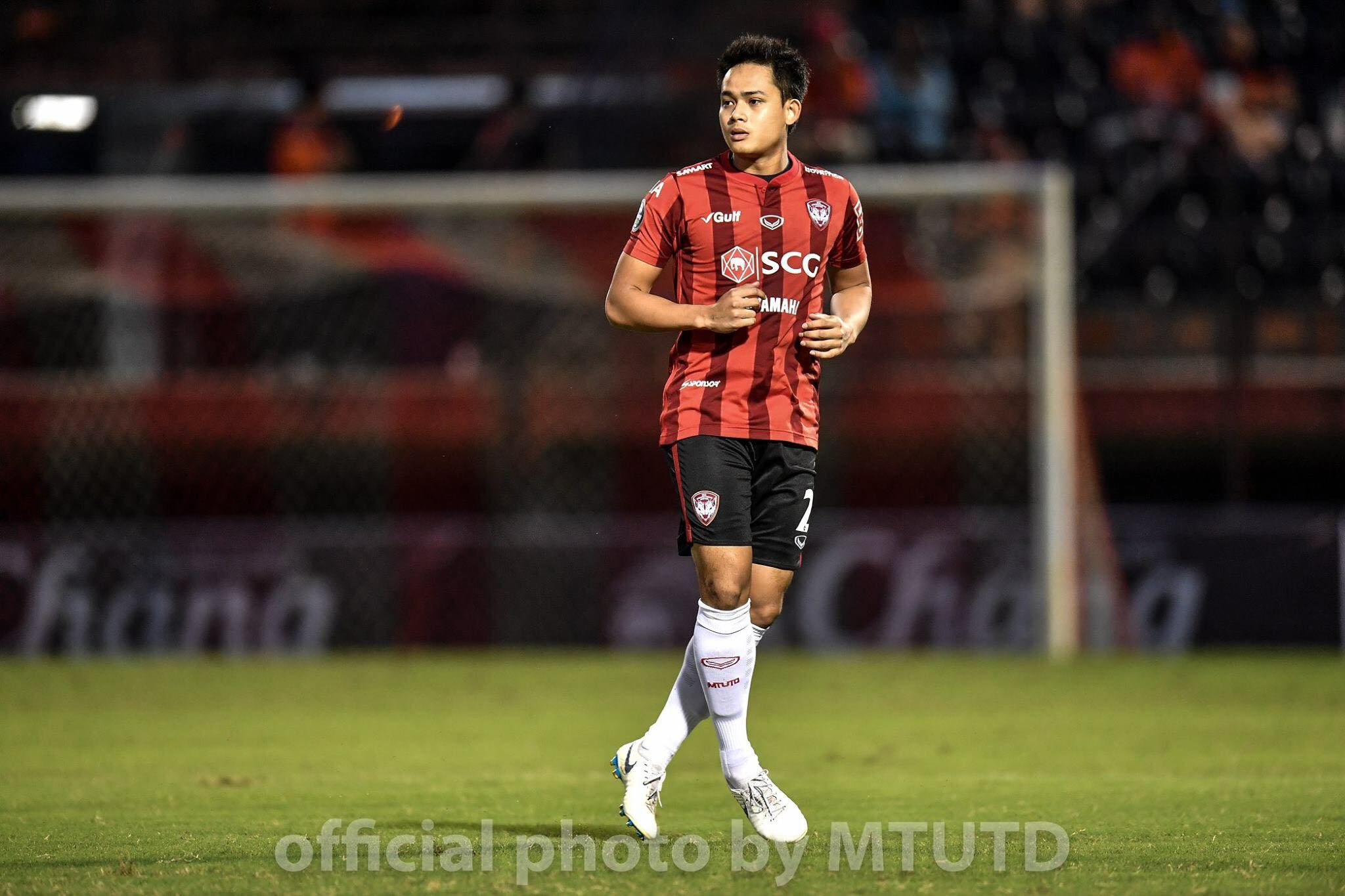 Muangthong United Fc Mtutd News Tristan Do And Peerapat Move To True Bangkok United Scg Muangthong United Have Released Tristan Do And Peerapat Notchaiya To Join True Bangkok United