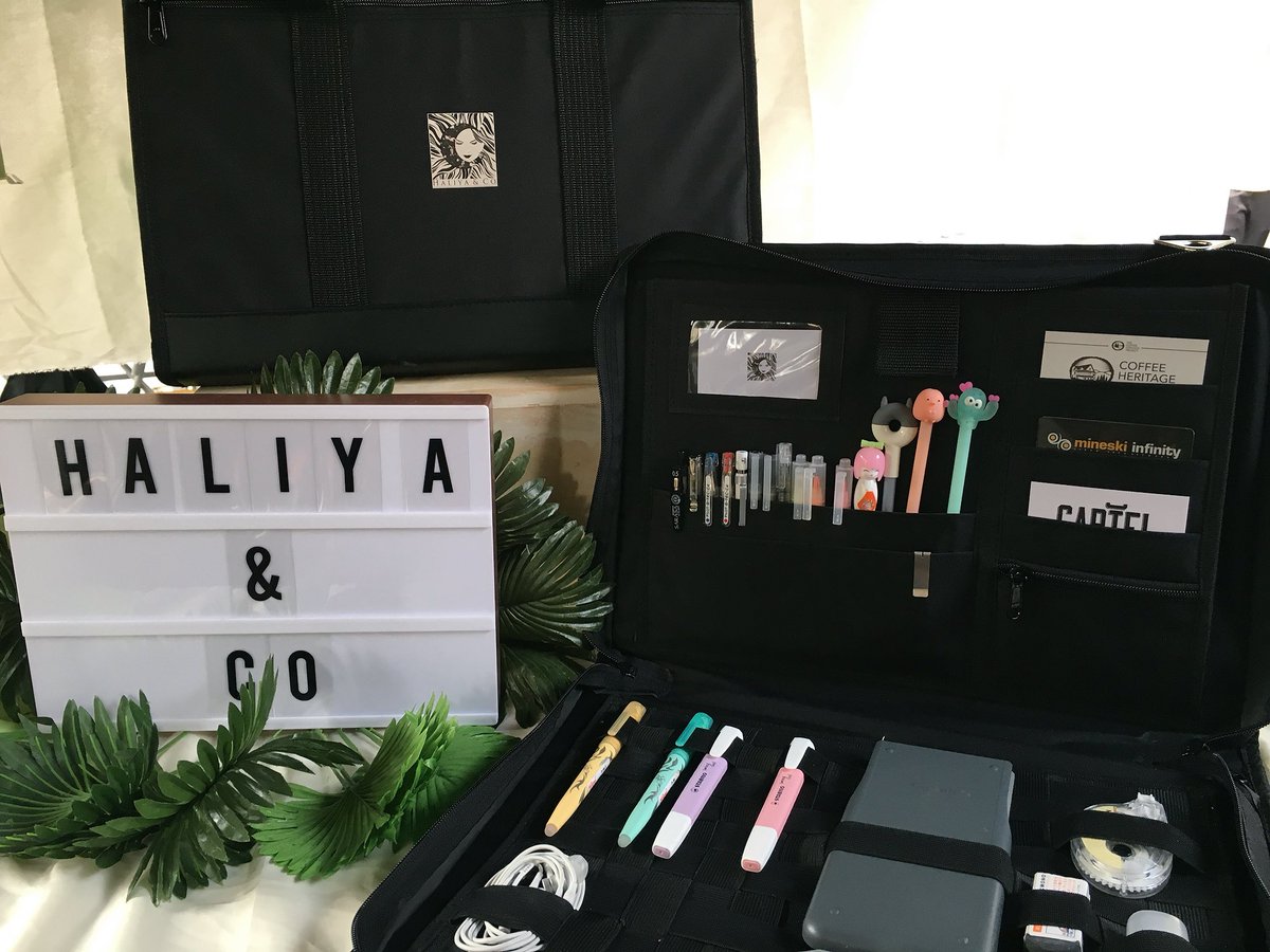 HaliyaCo's tweet photo. Your haliya bag is waiting for you 😉Visit us at #Luntian2018 ! https://t.co/mqDoCSBVUe
